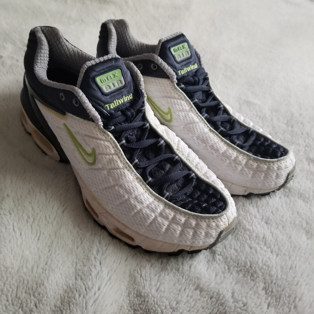 2000 NIKE Original Air Max Tailwind V Women's Size 9 (fit more like 8-8.5)